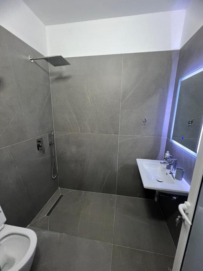 Villa Rreze Dielli Vlorë Екстериор снимка